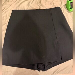 Zara high waisted skort